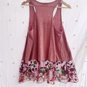 Faveur women’s razor back tank with floral lace detail